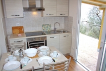 mobilheim-camping-gardasee-castelletto-lemaior-terrazza-03